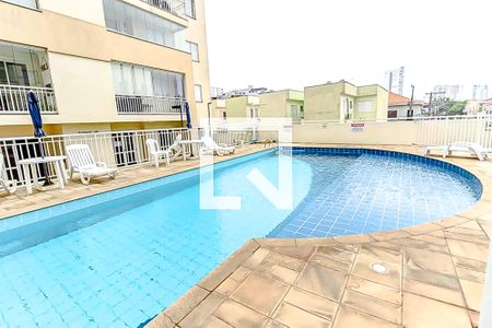 Apartamento para alugar com 80m², 2 quartos e 2 vagasÁrea comum - Piscina