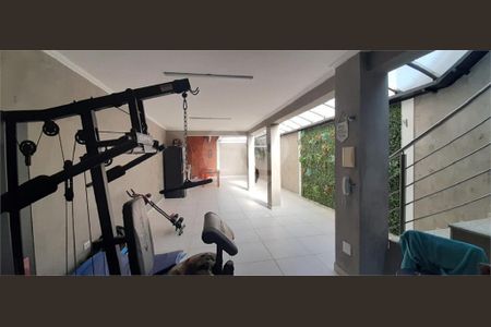 Casa à venda com 210m², 3 quartos e 4 vagas