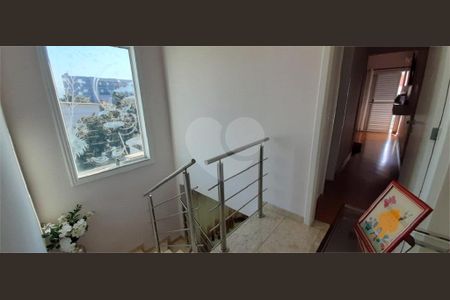 Casa à venda com 3 quartos, 210m² em Vila Santa Terezinha (Zona Norte), São Paulo