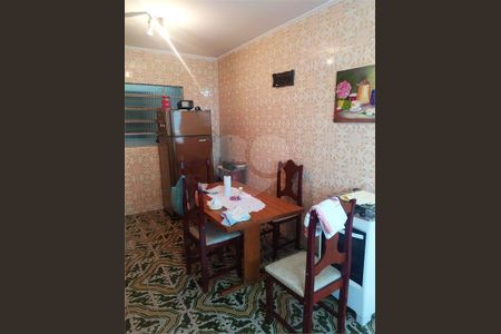 Casa à venda com 184m², 3 quartos e 5 vagas