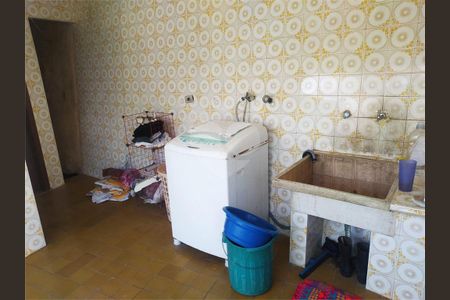 Casa à venda com 184m², 3 quartos e 5 vagas
