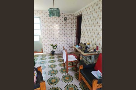 Casa à venda com 3 quartos, 184m² em Bortolândia, São Paulo