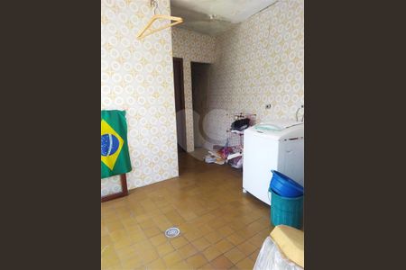 Casa à venda com 184m², 3 quartos e 5 vagas