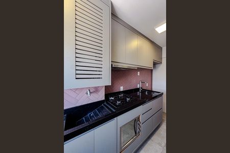 Apartamento à venda com 42m², 2 quartos e sem vaga Apartamento à venda com 42m², 2 quartos e sem vagaCozinha e Área de Serviço