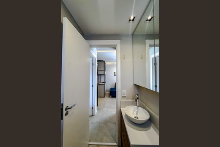 Apartamento à venda com 42m², 2 quartos e sem vaga Apartamento à venda com 42m², 2 quartos e sem vagaBanheiro