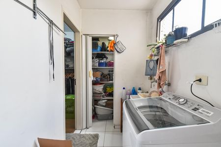 Apartamento à venda com 88m², 2 quartos e 1 vaga Apartamento à venda com 88m², 2 quartos e 1 vagaÁrea de serviço