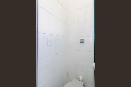 Casa para alugar com 60m², 2 quartos e sem vaga Casa para alugar com 60m², 2 quartos e sem vagaBanheiro