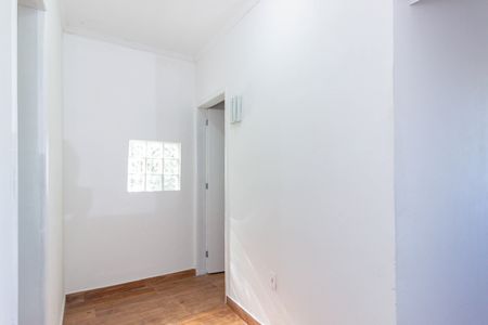 Casa para alugar com 60m², 2 quartos e sem vaga Casa para alugar com 60m², 2 quartos e sem vagaCorredor