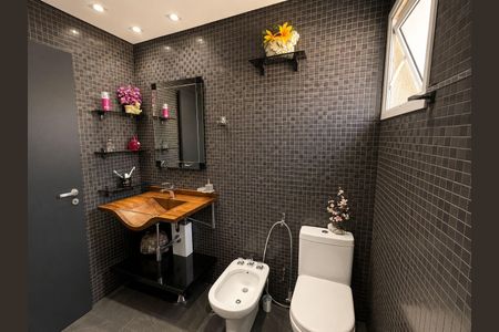 Apartamento à venda com 132m², 4 quartos e 3 vagas Apartamento à venda com 132m², 4 quartos e 3 vagasBanheiro