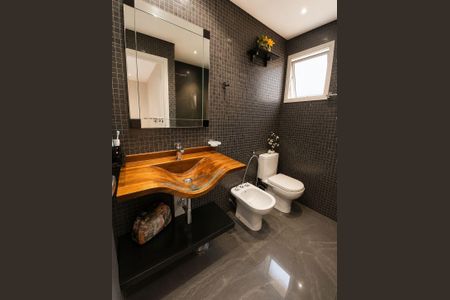 Apartamento à venda com 132m², 4 quartos e 3 vagas Apartamento à venda com 132m², 4 quartos e 3 vagasBanheiro