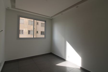 Sala de apartamento para alugar com 2 quartos, 42m² em Vila Penteado, São Paulo