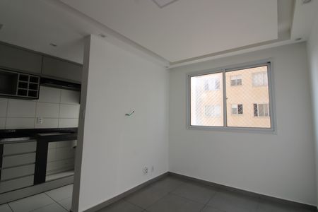 Sala de apartamento para alugar com 2 quartos, 42m² em Vila Penteado, São Paulo
