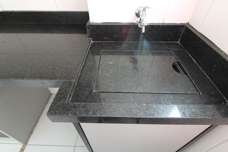 Apartamento para alugar com 42m², 2 quartos e sem vagacozinha / área de serviço