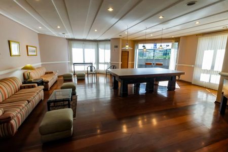 Apartamento para alugar com 239m², 3 quartos e 3 vagas Apartamento para alugar com 239m², 3 quartos e 3 vagasÁrea comum - Salão de festas
