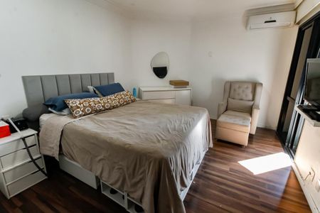 Apartamento para alugar com 239m², 3 quartos e 3 vagas Apartamento para alugar com 239m², 3 quartos e 3 vagasSuíte 3