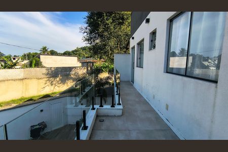 Casa de condomínio à venda com 240m², 3 quartos e 2 vagas Casa de condomínio à venda com 240m², 3 quartos e 2 vagasVaranda do Quarto 1 e 2