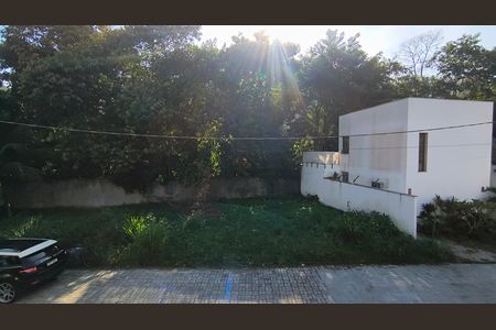 Casa de condomínio à venda com 240m², 3 quartos e 2 vagas Casa de condomínio à venda com 240m², 3 quartos e 2 vagasVaranda da Suíte