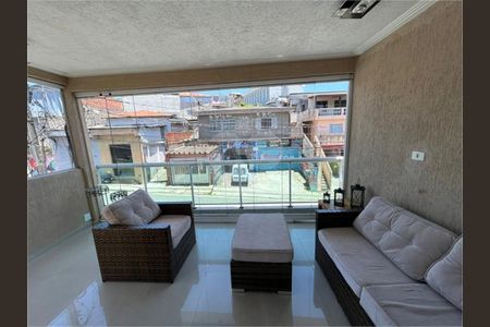 Casa à venda com 3 quartos, 200m² em Parque Pan Americano, São Paulo