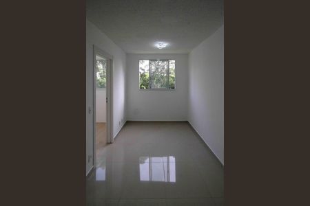 Apartamento para alugar com 34m², 2 quartos e sem vaga Apartamento para alugar com 34m², 2 quartos e sem vagaSala