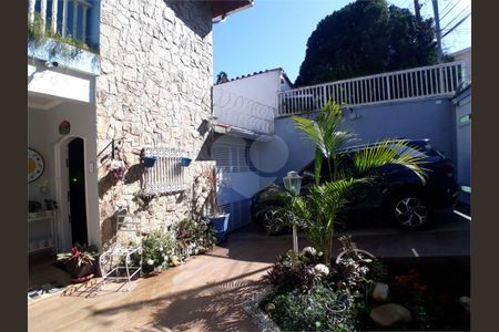 Casa à venda com 270m², 3 quartos e 3 vagas