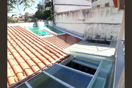 Casa à venda com 270m², 3 quartos e 3 vagas