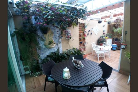 Casa à venda com 270m², 3 quartos e 3 vagas