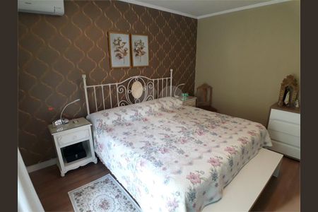 Casa à venda com 270m², 3 quartos e 3 vagas