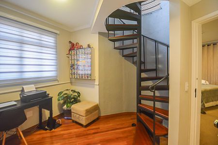 Apartamento à venda com 186m², 3 quartos e 2 vagas Apartamento à venda com 186m², 3 quartos e 2 vagasHall dos Quartos