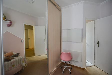 Apartamento à venda com 186m², 3 quartos e 2 vagas Apartamento à venda com 186m², 3 quartos e 2 vagasQuarto 2 - Suíte
