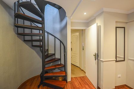 Apartamento à venda com 186m², 3 quartos e 2 vagas Apartamento à venda com 186m², 3 quartos e 2 vagasHall dos Quartos