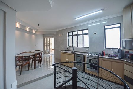 Apartamento à venda com 186m², 3 quartos e 2 vagas