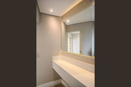 Apartamento à venda com 186m², 3 quartos e 2 vagas Apartamento à venda com 186m², 3 quartos e 2 vagasLavabo