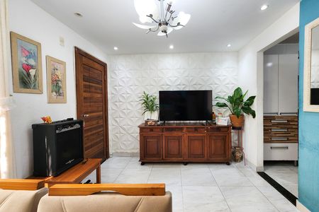 Apartamento à venda com 147m², 2 quartos e 1 vaga Apartamento à venda com 147m², 2 quartos e 1 vagaSala