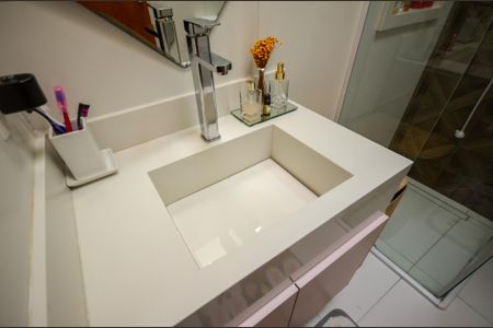Casa à venda com 114m², 3 quartos e 2 vagas Casa à venda com 114m², 3 quartos e 2 vagasBanheiro