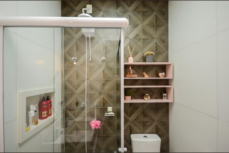 Casa à venda com 114m², 3 quartos e 2 vagas Casa à venda com 114m², 3 quartos e 2 vagasBanheiro