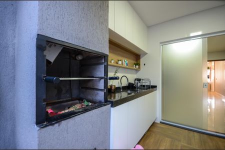 Casa à venda com 114m², 3 quartos e 2 vagas Casa à venda com 114m², 3 quartos e 2 vagasChurrasqueira