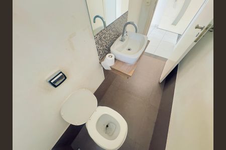 Casa à venda com 250m², 3 quartos e 6 vagasBanheiro 1