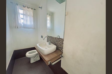 Casa à venda com 250m², 3 quartos e 6 vagasBanheiro 1
