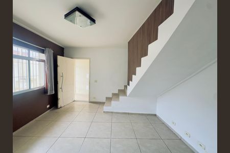 Casa à venda com 250m², 3 quartos e 6 vagasSala