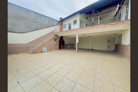 Casa à venda com 250m², 3 quartos e 6 vagasGaragem