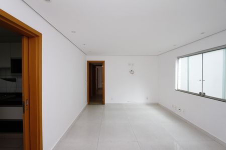 Apartamento à venda com 180m², 3 quartos e 2 vagasSala