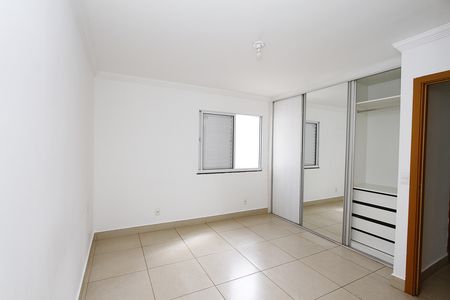 Apartamento à venda com 180m², 3 quartos e 2 vagasQuarto 3 - Suíte
