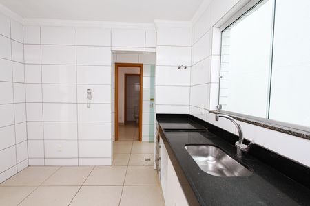 Apartamento à venda com 180m², 3 quartos e 2 vagasCozinha