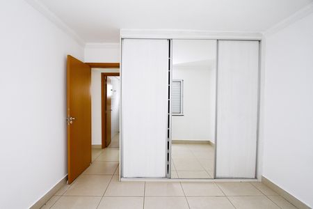 Apartamento à venda com 180m², 3 quartos e 2 vagasQuarto 1