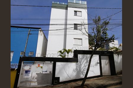 Apartamento à venda com 180m², 3 quartos e 2 vagasFachada