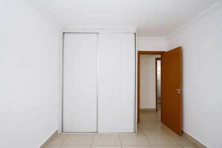 Apartamento à venda com 180m², 3 quartos e 2 vagasQuarto 2