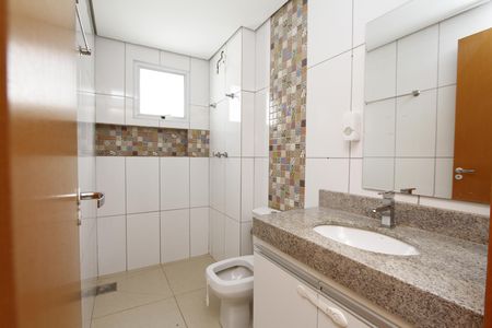 Apartamento à venda com 180m², 3 quartos e 2 vagasBanheiro Social