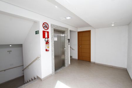 Apartamento à venda com 180m², 3 quartos e 2 vagasHall de entrada