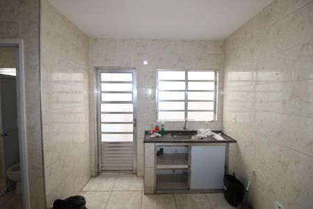 Sala / Cozinha de casa à venda com 5 quartos, 210m² em Vila Chuca, São Paulo