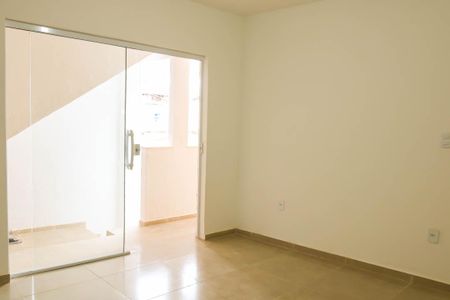 Casa para alugar com 45m², 1 quarto e sem vaga Casa para alugar com 45m², 1 quarto e sem vagaSala/Cozinha